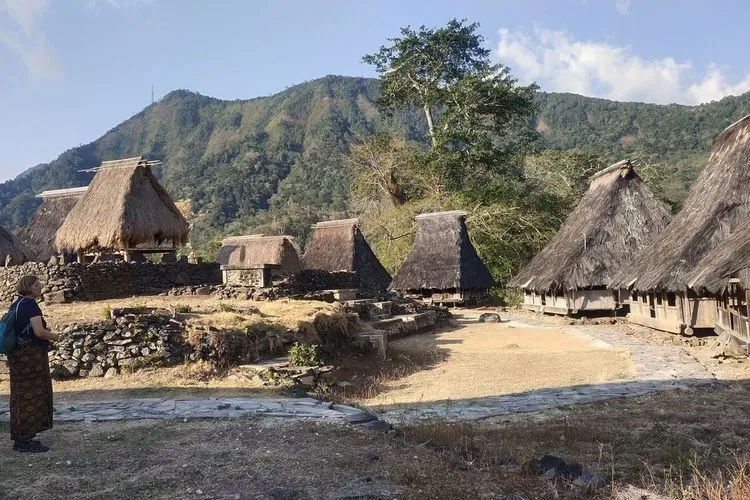 Wologai traditional village
